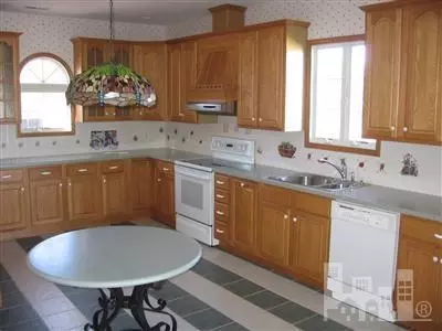 424 Lakeview Dr, Hampstead, NC 28443 photo 6