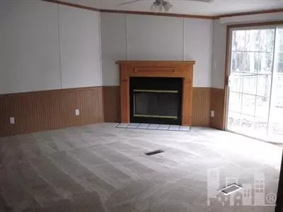 3435 Point Caswell Rd, Atkinson, NC 28421 photo 4