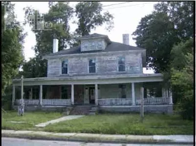 121 E 2nd St, Washington, NC 27889 photo 1