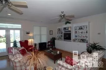 505 Windward Landing Pl, Hampstead, NC 28443 photo 6