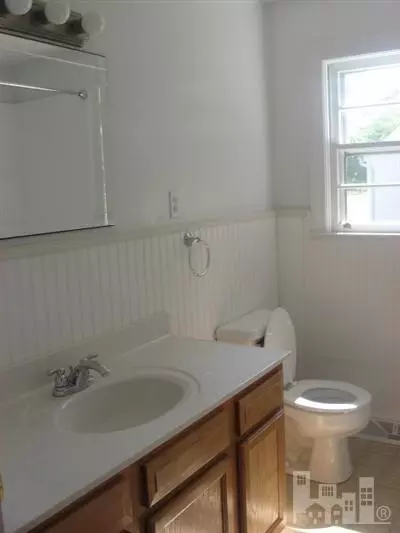 515 E Murphy St, Wallace, NC 28466 photo 6