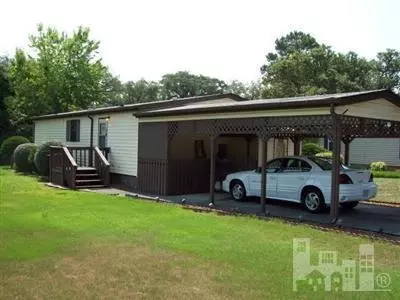 109 Breakers Ct, Hampstead, NC 28443 photo 2