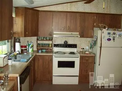 109 Breakers Ct, Hampstead, NC 28443 photo 5