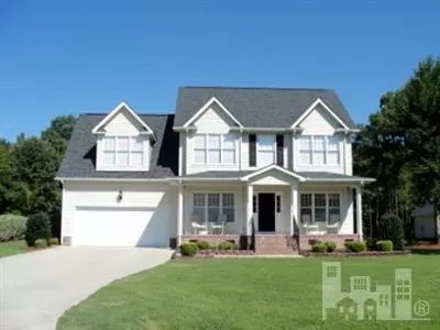 231 Pinecroft Dr, Dunn, NC 28334 photo 2