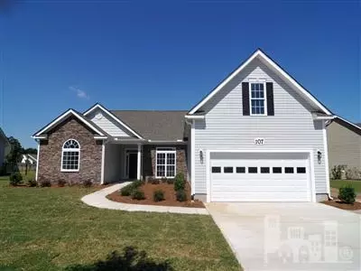 107 E Stockton Pl, Hampstead, NC 28443 photo 1
