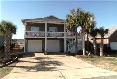 773 Sloop Pointe Ln, Kure Beach, NC 28449 photo 1