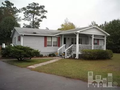 631 Bay Harbor Dr, Hampstead, NC 28443 photo 1
