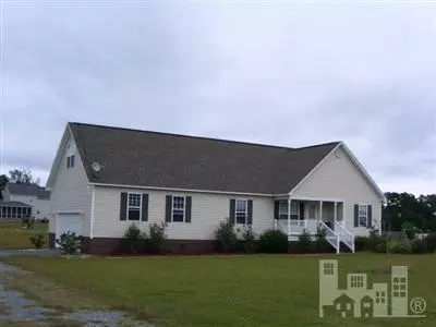 128 Derby Ln, Hampstead, NC 28443 photo 1