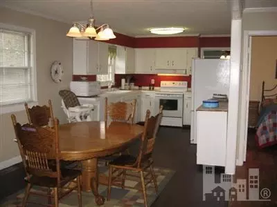 672 Hughes Rd, Hampstead, NC 28443 photo 6