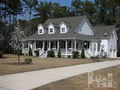 109 Laughing Gull Ln, Hampstead, NC 28443 photo 1