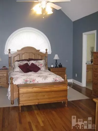 109 Laughing Gull Ln, Hampstead, NC 28443 photo 12