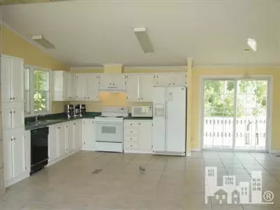 91 Shelley Rd, Hampstead, NC 28443 photo 3
