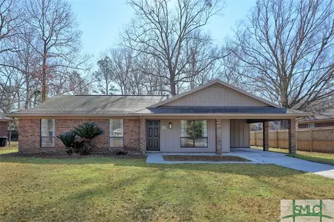 91 Cherokee St, Richmond Hill, GA 31324