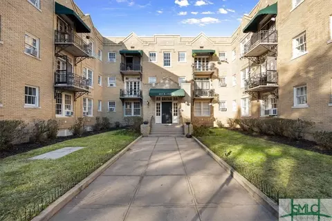 210 E State St #1, Savannah, GA 31401