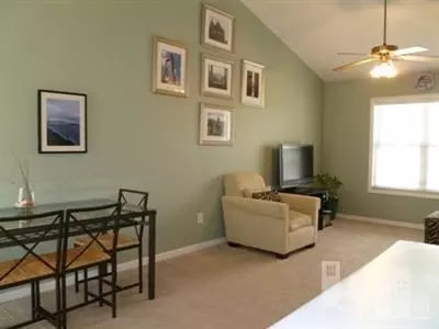 802 Plainfield Ct, Wilmington, NC 28411 photo 4