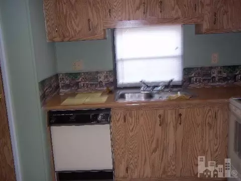 200 Cabin Ct, Hampstead, NC 28443 photo 3