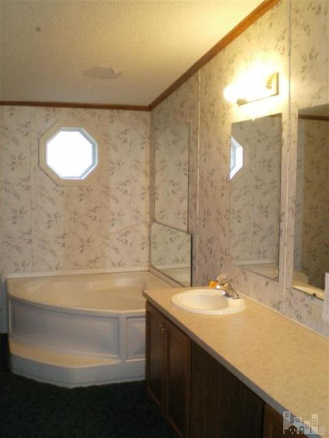 2635 Rooks Rd, Atkinson, NC 28421 photo 11