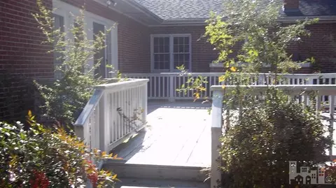 505 E Murphy St, Wallace, NC 28466 photo 2