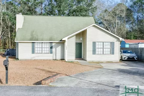 1334 Forest Lake Dr, Hinesville, GA 31313