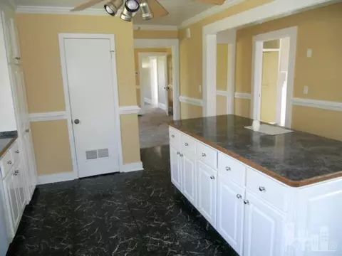 8475 Green Path Rd, Dunn, NC 28334 photo 5
