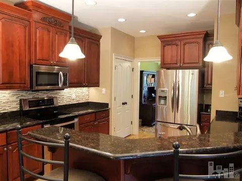 201 Mae Dr, Hampstead, NC 28443 photo 4