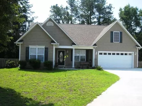 210 Elderberry Ct, Hampstead, NC 28443 photo 1