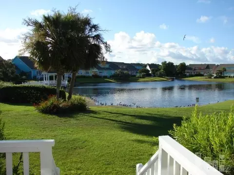 609 Sloop Pointe Ln, Kure Beach, NC 28449 photo 2