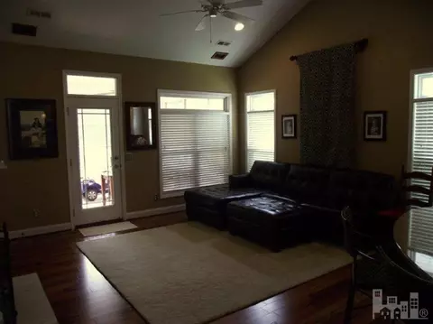 500 Azalea Dr, Hampstead, NC 28443 photo 2