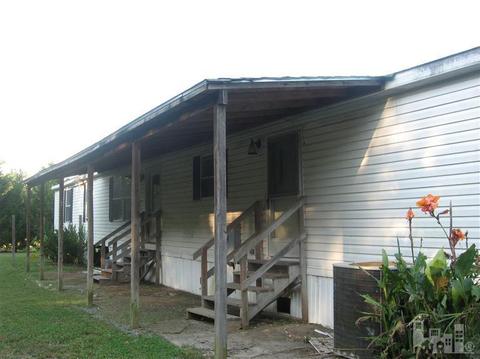 125 Robert E Lee Dr, Willard, NC 28478 photo 2