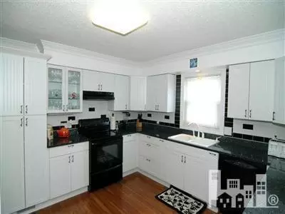 725 Sloop Pointe Ln, Kure Beach, NC 28449 photo 5
