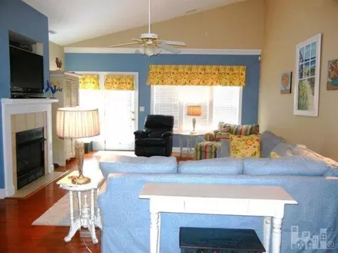 507 Azalea Dr, Hampstead, NC 28443 photo 5