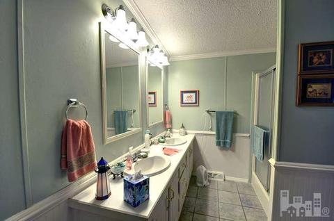 139 Groves Point Cir, Hampstead, NC 28443 photo 11