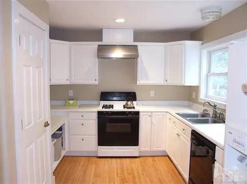 101 Newton Rd, Hampstead, NC 28443 photo 5