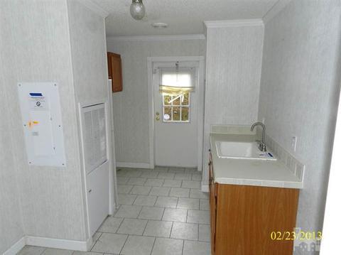 914 Herbert Dr, Kinston, NC 28501 photo 5