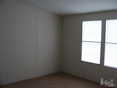 791 Rivebark Rd, Currie, NC 28435 photo 8