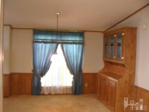 142 Champion Dr, Hampstead, NC 28443 photo 4
