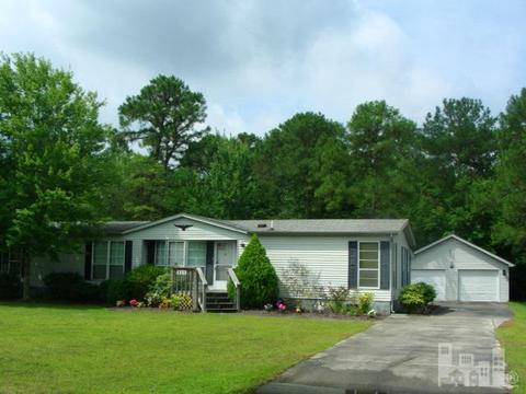 142 Champion Dr, Hampstead, NC 28443 photo 1