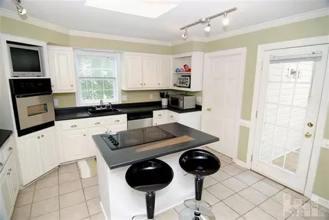 4201 Edward Hyde Pl, Wilmington, NC 28405 photo 5