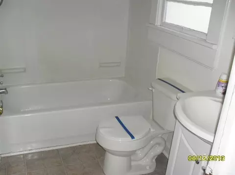 412 Steele St, Mount Olive, NC 28365 photo 5