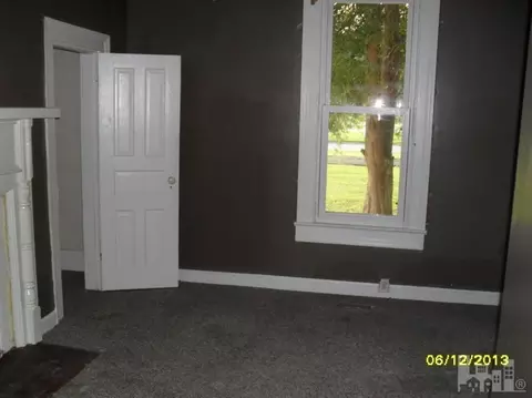 412 Steele St, Mount Olive, NC 28365 photo 4
