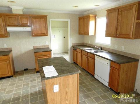 2344 Eric Sparrow Rd, Deep Run, NC 28525 photo 3