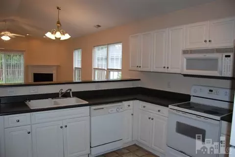 141 Red Bird Ln, Hampstead, NC 28443 photo 4