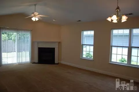 141 Red Bird Ln, Hampstead, NC 28443 photo 2