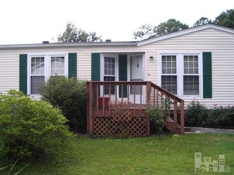 427 Quartermaster Ct, Hampstead, NC 28443 photo 2
