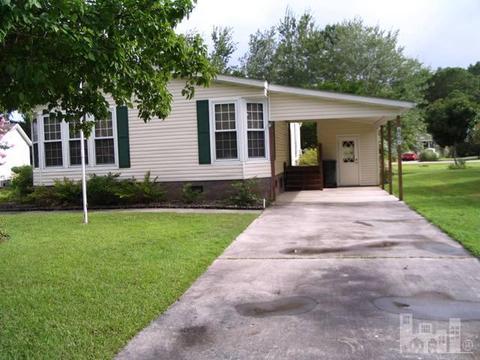 427 Quartermaster Ct, Hampstead, NC 28443 photo 1