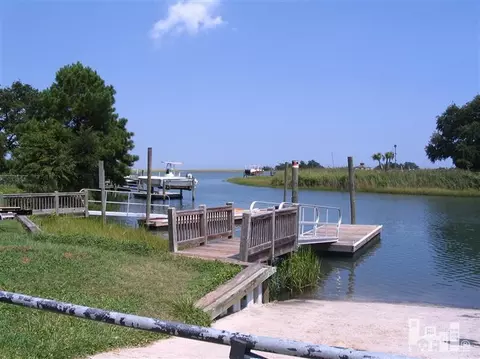 201 Hughes Rd, Hampstead, NC 28443 photo 15