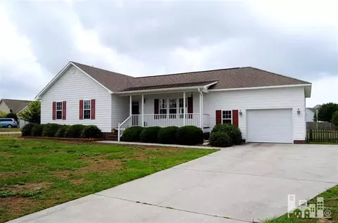 2922 Sloop Point Loop Rd, Hampstead, NC 28443 photo 2