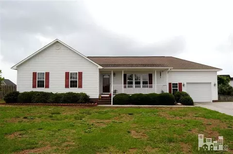 2922 Sloop Point Loop Rd, Hampstead, NC 28443 photo 1
