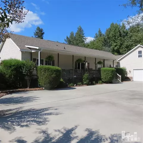 2811 Point Caswell Rd, Atkinson, NC 28421 photo 1