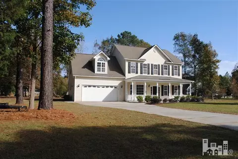 105 Fieldcrest Dr, Hampstead, NC 28443 photo 1